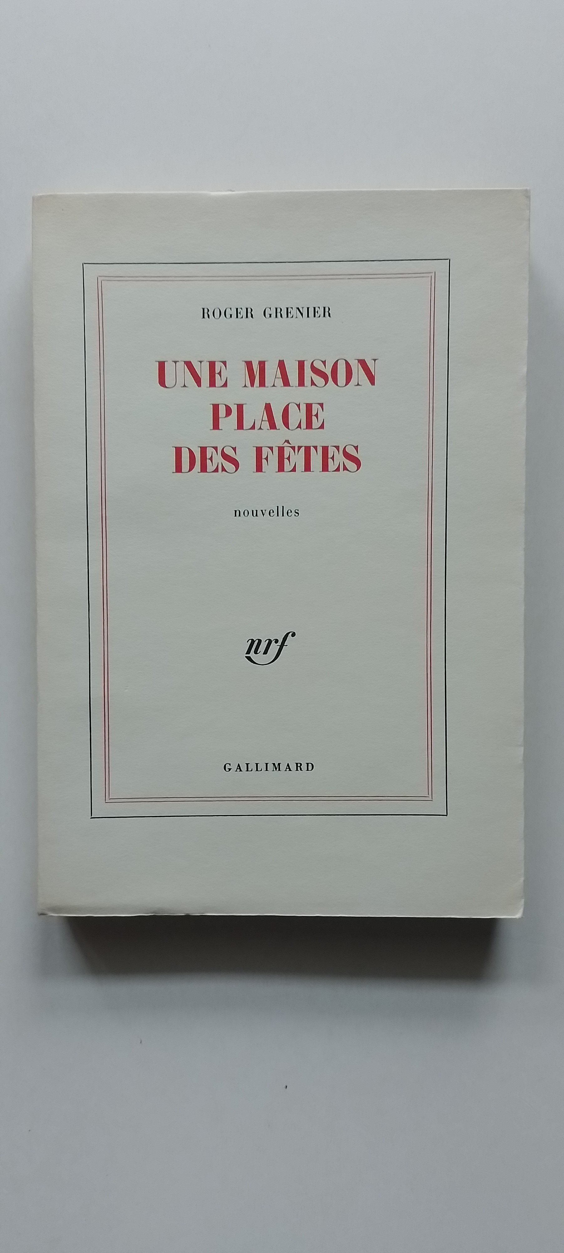 Une Maison Place De…