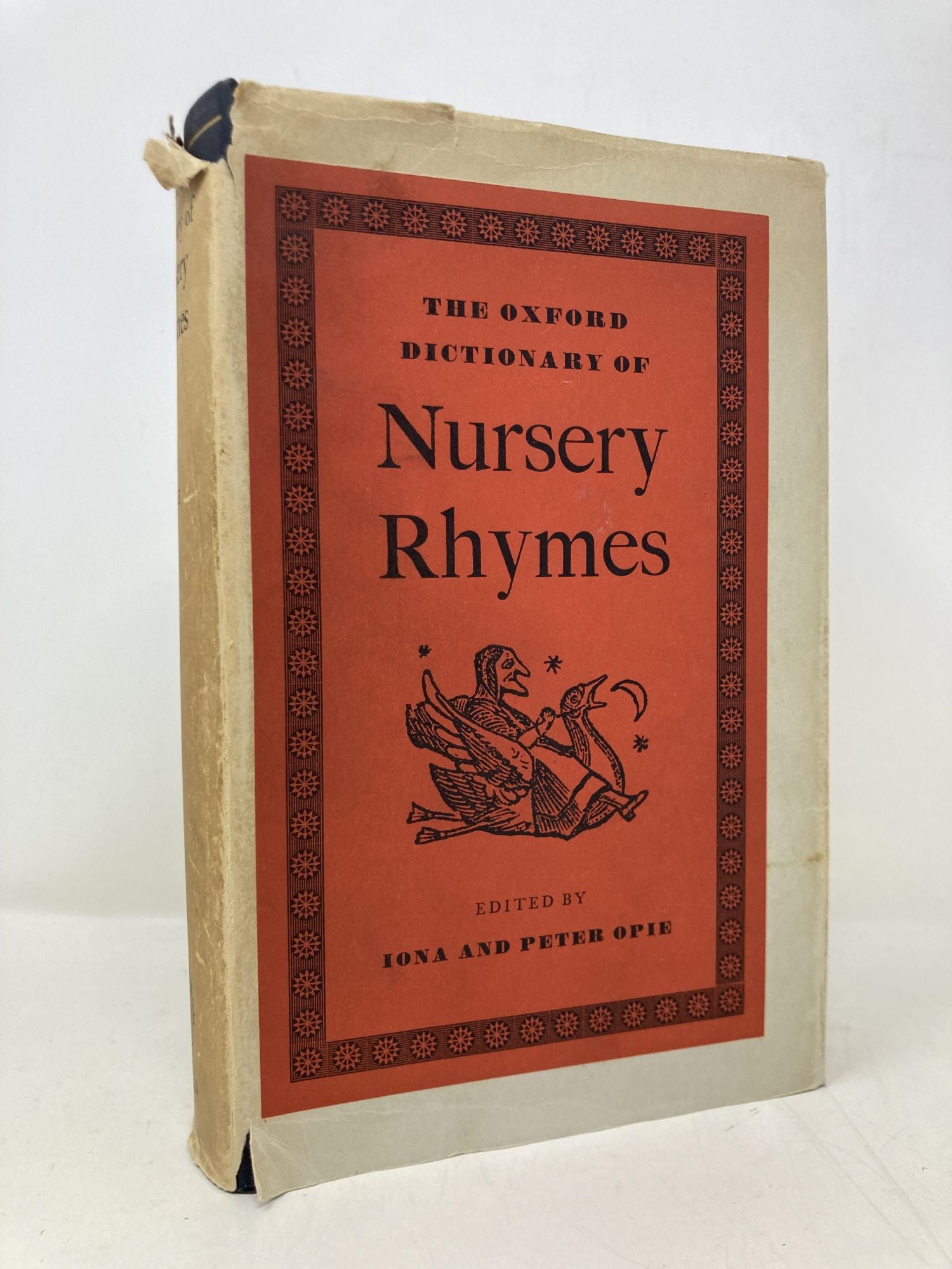 The Oxford Dictionary of Nursery Rhymes: Iona Opie: Amazon