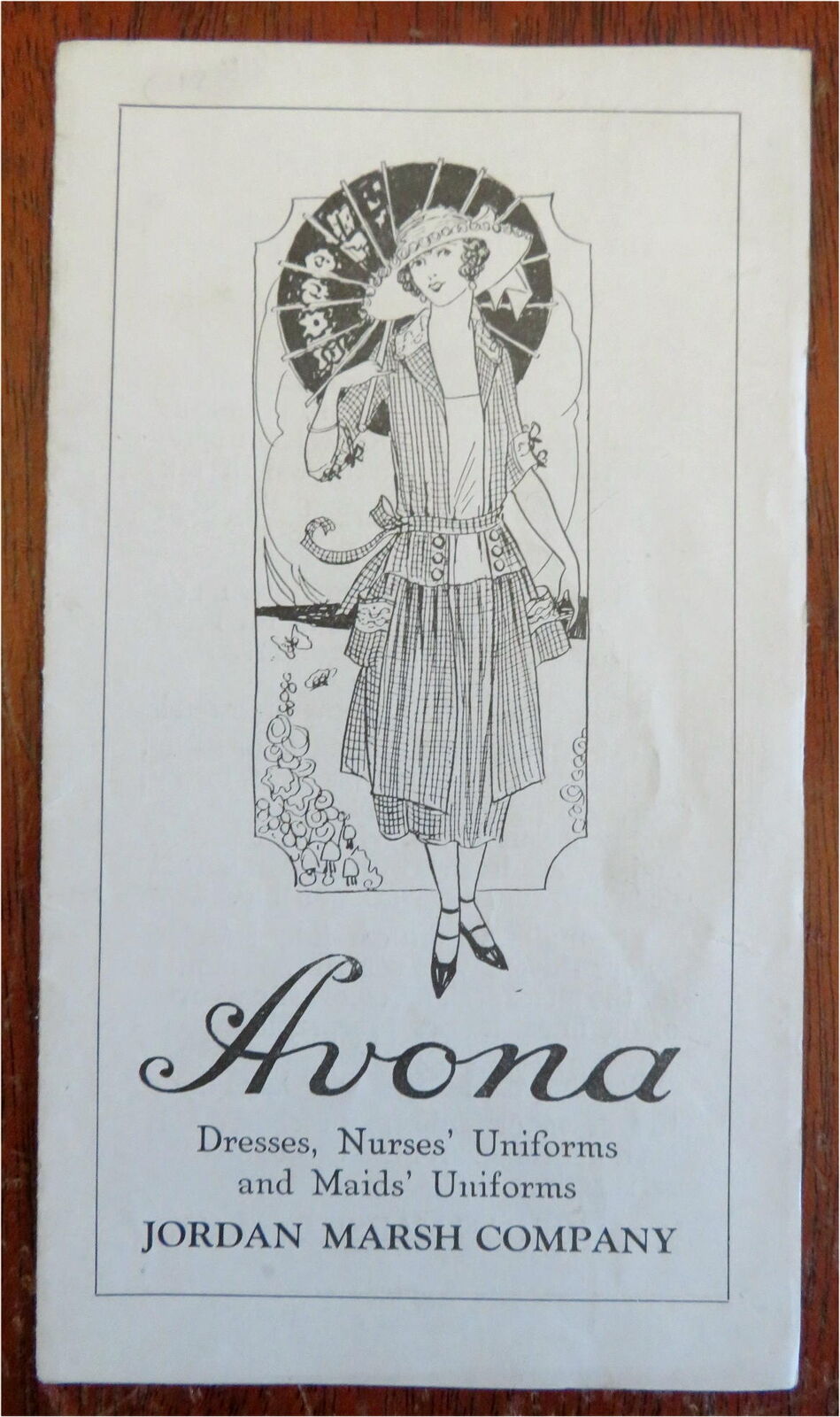 Jordan Marsh Company Nurse & Maid Uniforms c. 1922 Avona illustrated catalog [Satisfaisant] [Couverture souple]