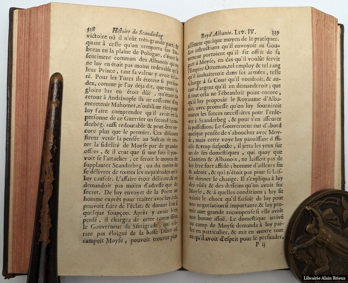 Histoire de Scanderberg roy d'Albanie DUPONCET, Jean Nicolas révérend Père [Bon] [Couverture rigide]