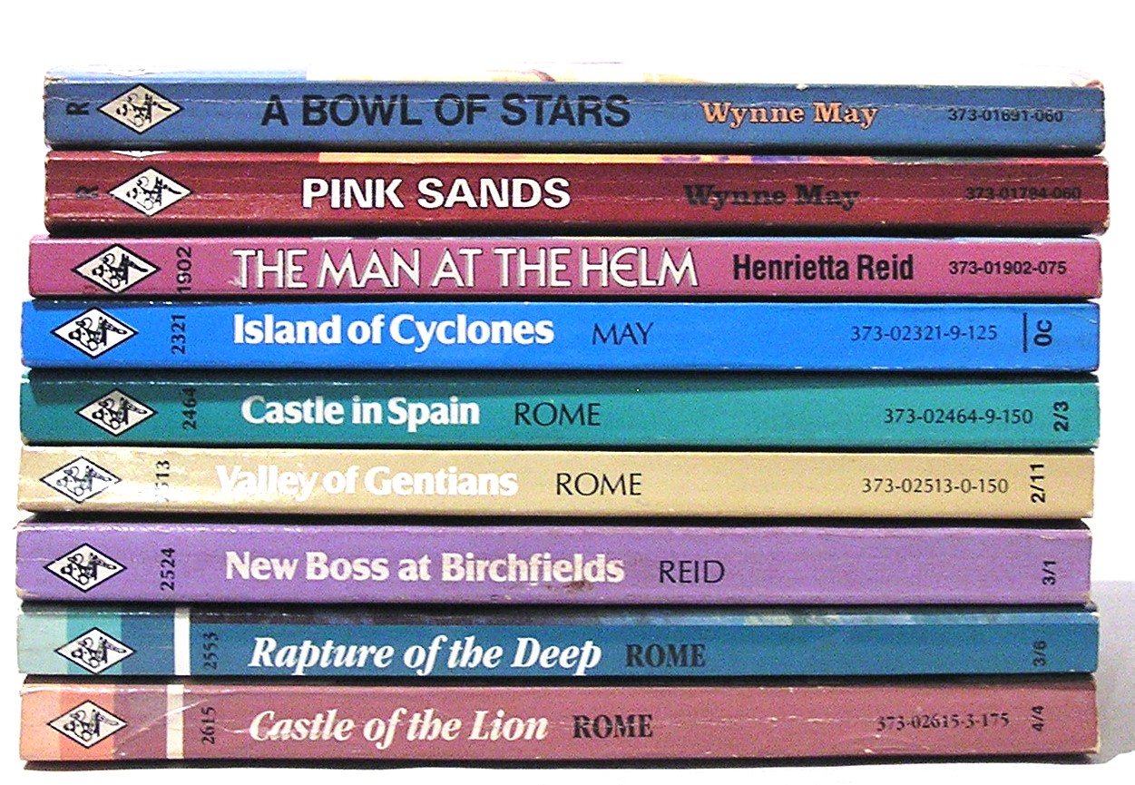 Lot of 9 Harlequin Romance novels: 4 by Margaret Rome, 2 by Henrietta Reid, 3 by Wynne May Rome, Margaret; Reid, Henrietta; May, Wynne [Satisfaisant]