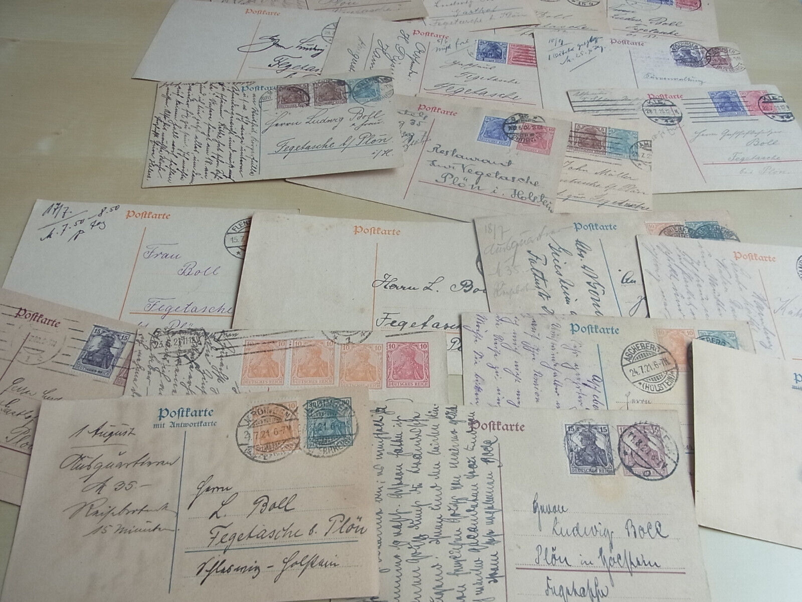 [Signed] [First Edition] 20 Postkarten 1917-1921, an das Gasthaus & Restaurant "Zur FEGETASCHE" in PLÖN [Used - Very good]