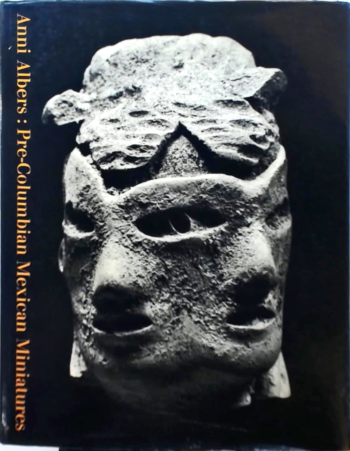 Pre-Columbian Minatures: The Josef and Anni Albers Collection - Anni Albers