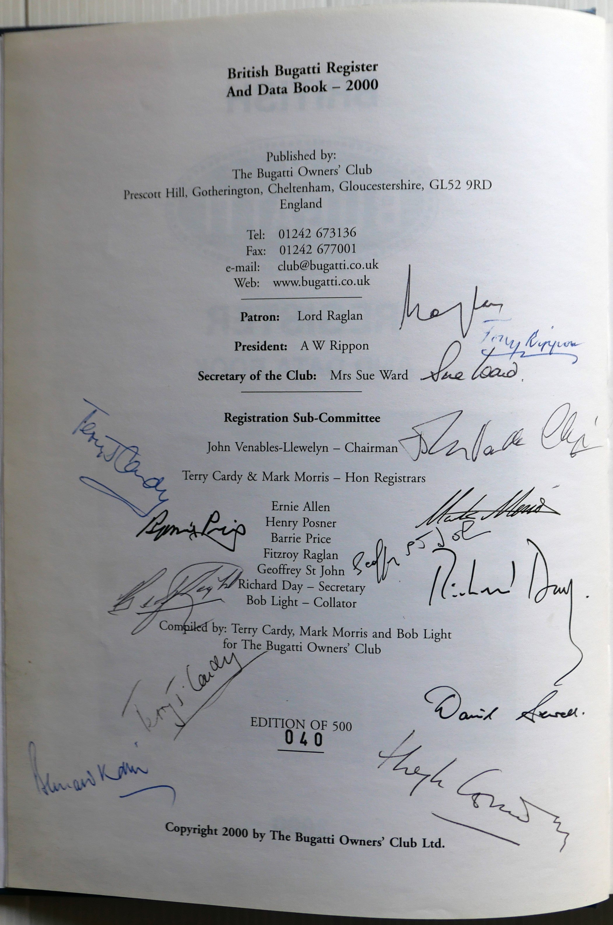 [Signed] British Bugatti Register and Data Book 2000 [MULTI-SIGNED LIMITED EDITION] Cardy, Terry; Morris, Mark and Light, Bob [Very Good] [Hardcover]