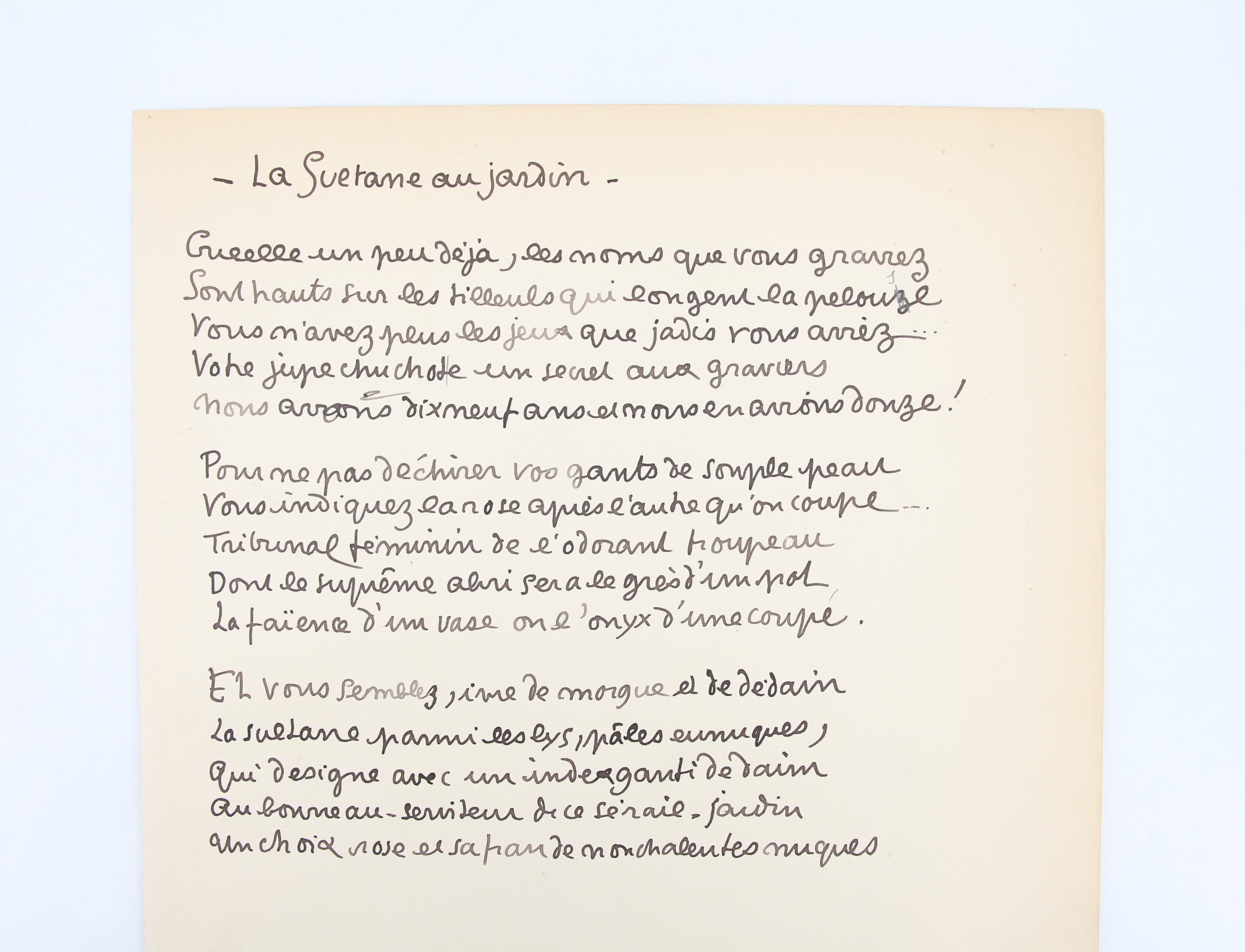 [Signé] Poème autographe de Jean Cocteau intitulé "La sultane au jardin" contenu dans son recueil de poèmes Le Prince Frivole et comportant trois cor