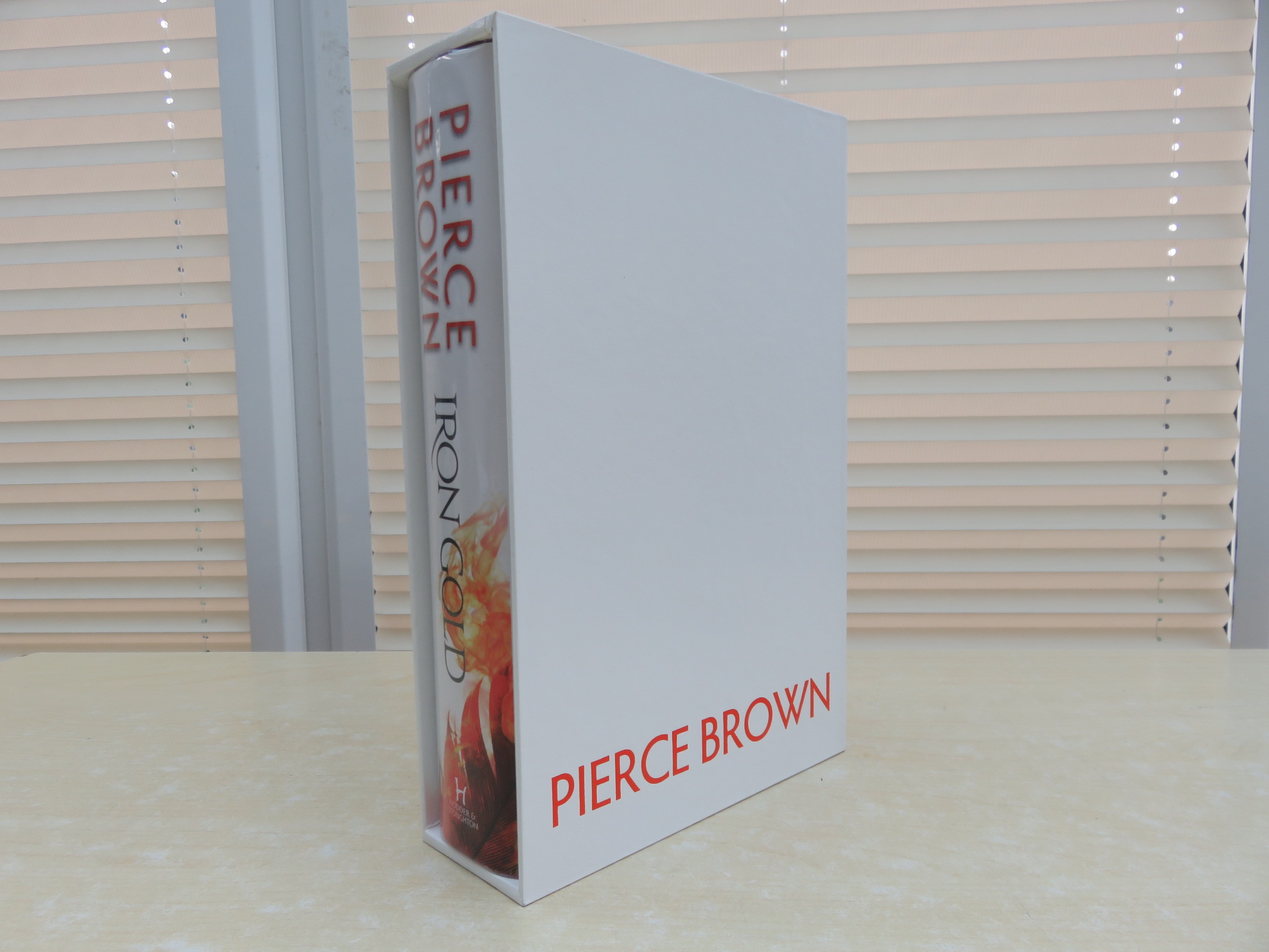 Iron Gold: The explosive novel in the Red Rising series: Red Rising ...