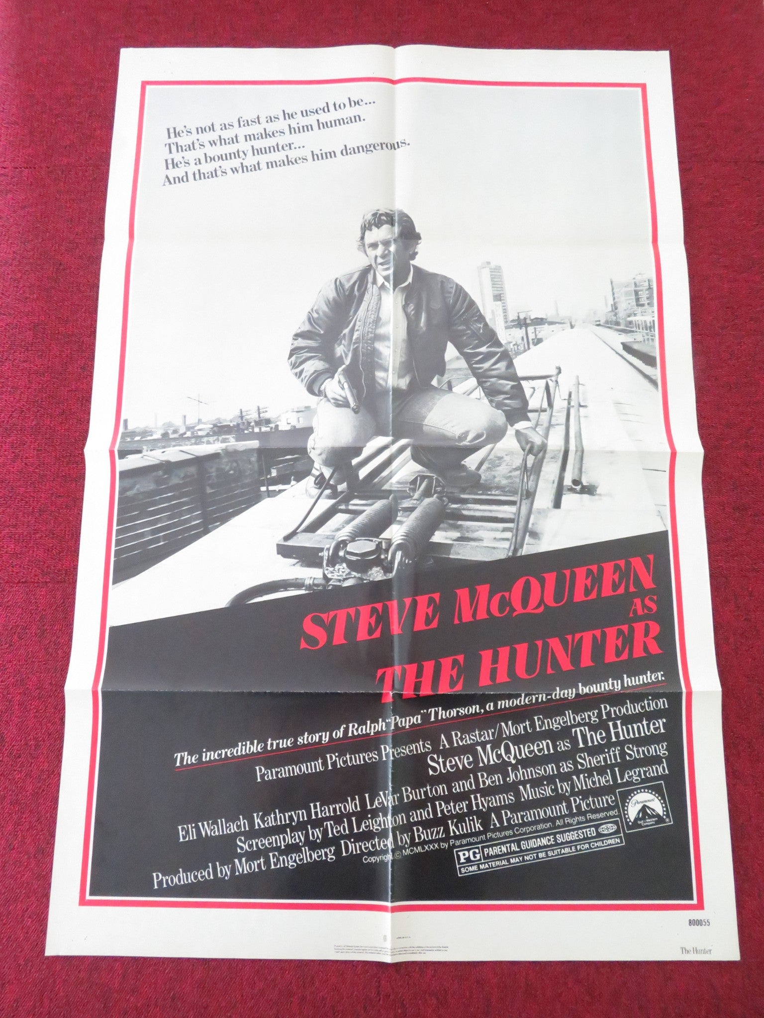 THE HUNTER FOLDED US ONE SHEET POSTER STEVE MCQUEEN ELI WALLACH 1980 Buzz Kulik [Moyen]