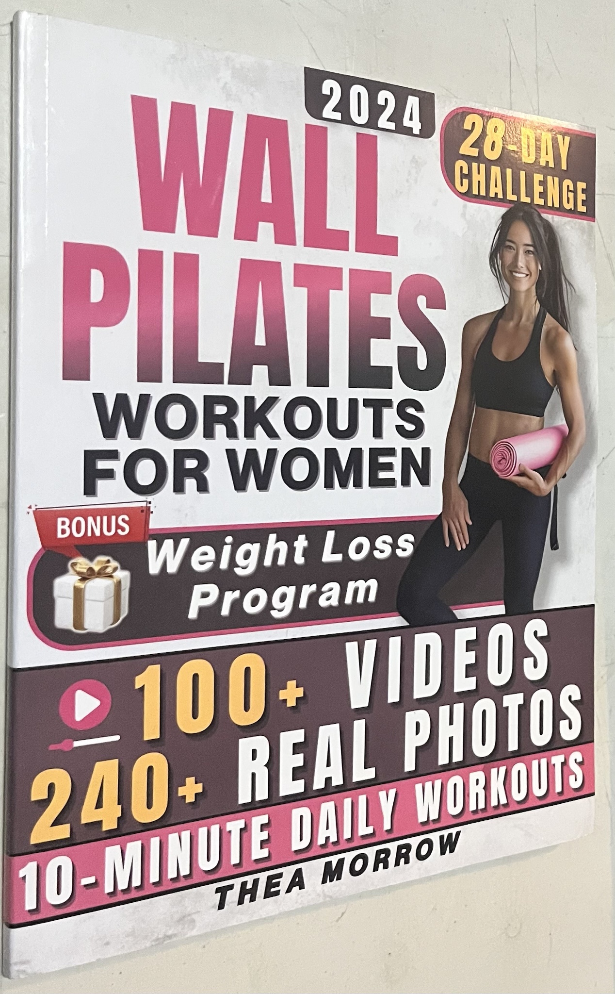 Wall Pilates Workouts for Women: Easy-to-Follow & Low-Impact 28-Day Training Program to Feel at Ease in your Body. Tailored Step-by-step Videos and R
