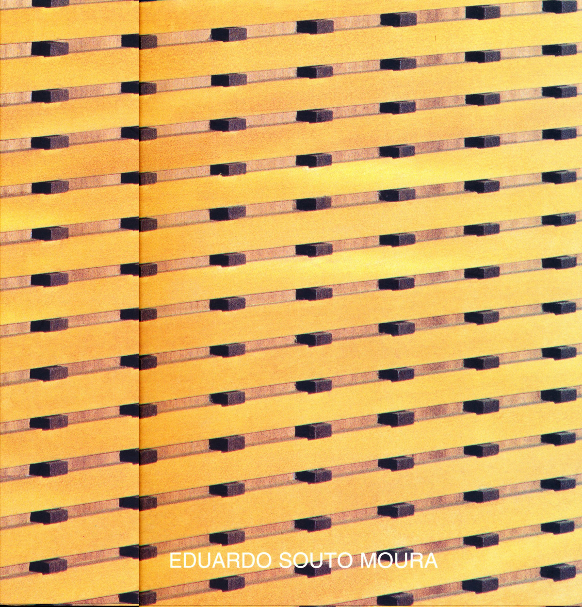EDUARDO SOUTO MOURA - No disponible