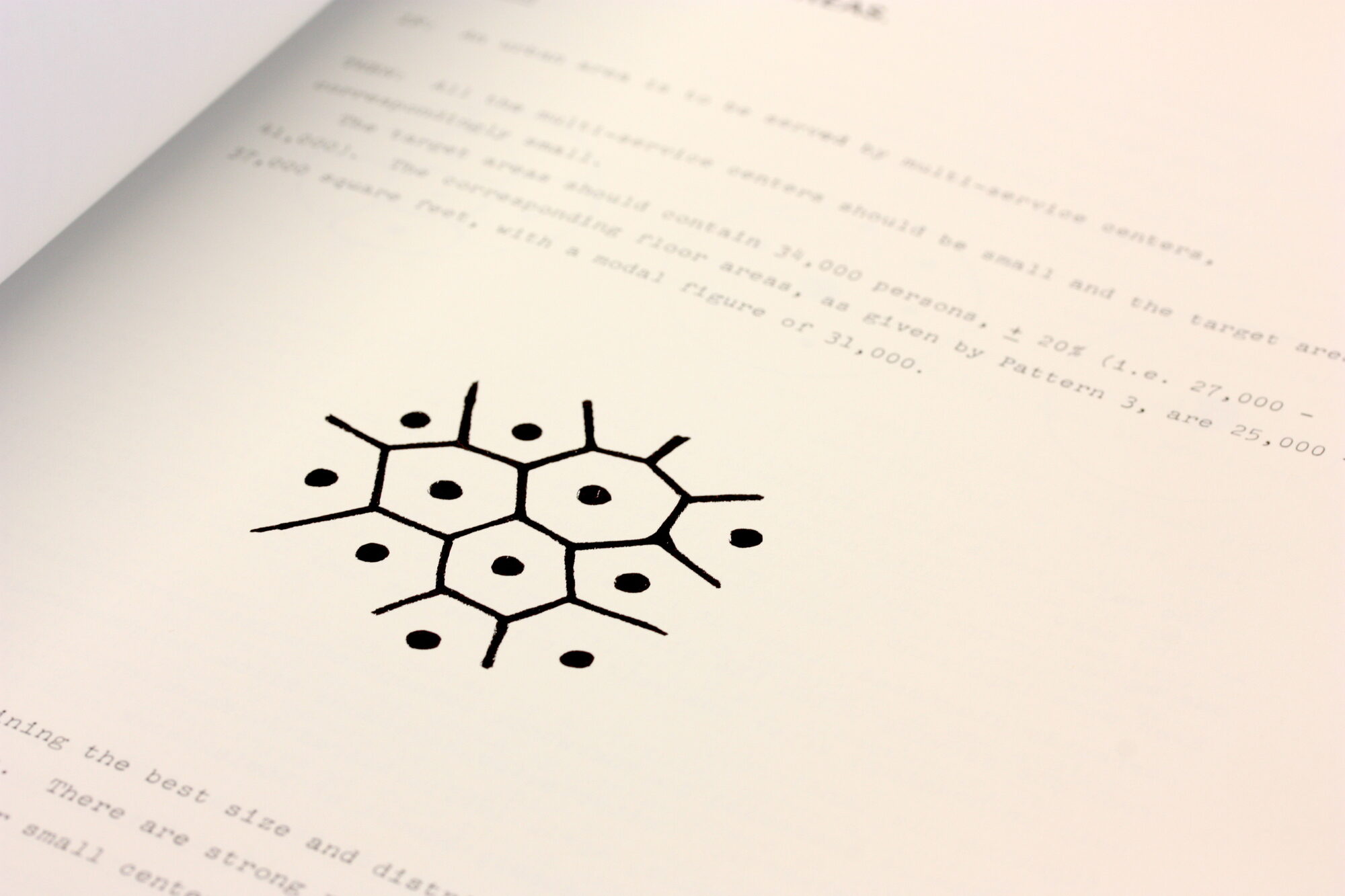 A PATTERN LANGUAGE WHICH GENERATES MULTI-SERVICE CENTERS by