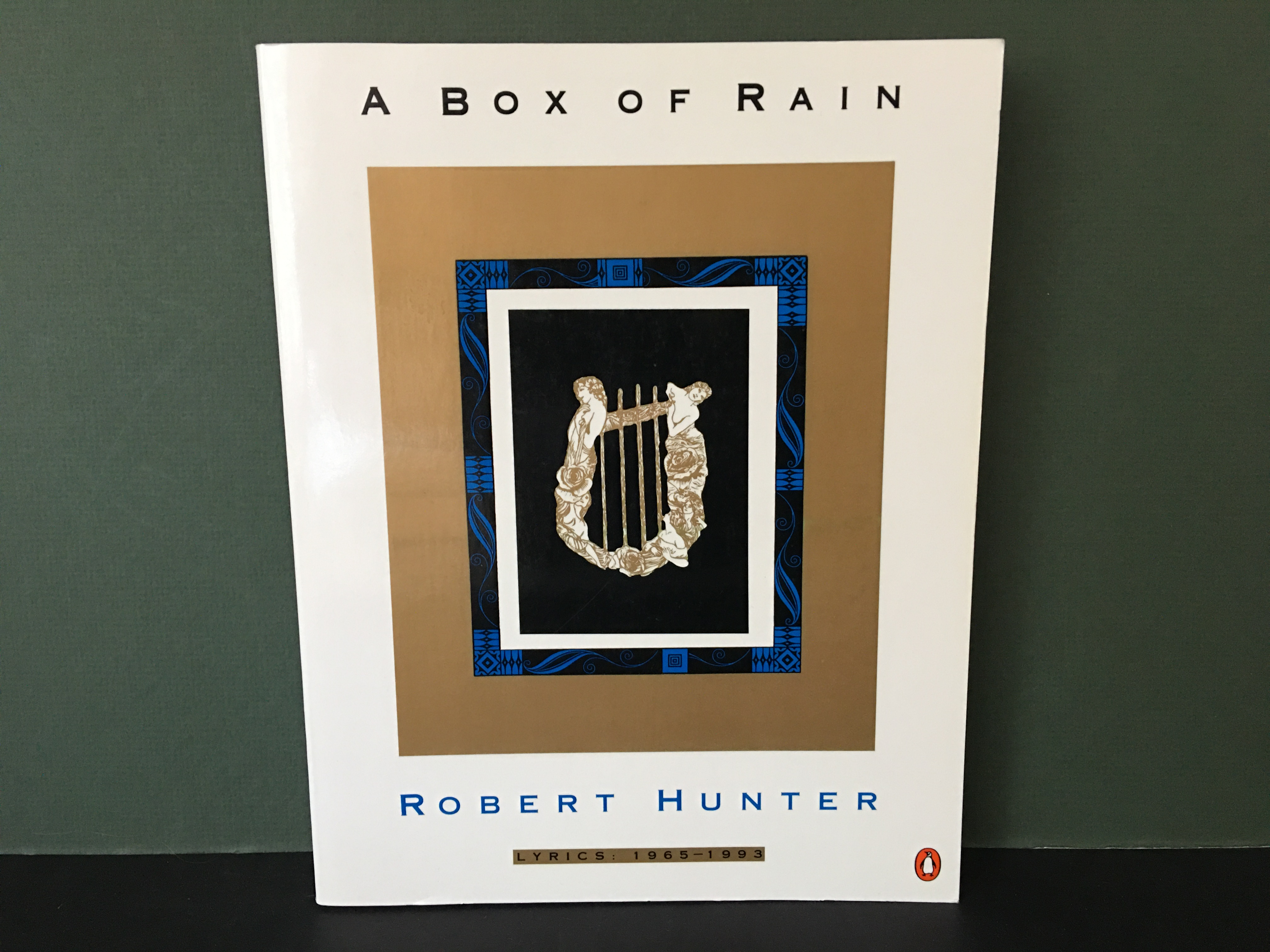 A Box of Rain (Lyrics 1965-1993) by Hunter, Robert: Very Good