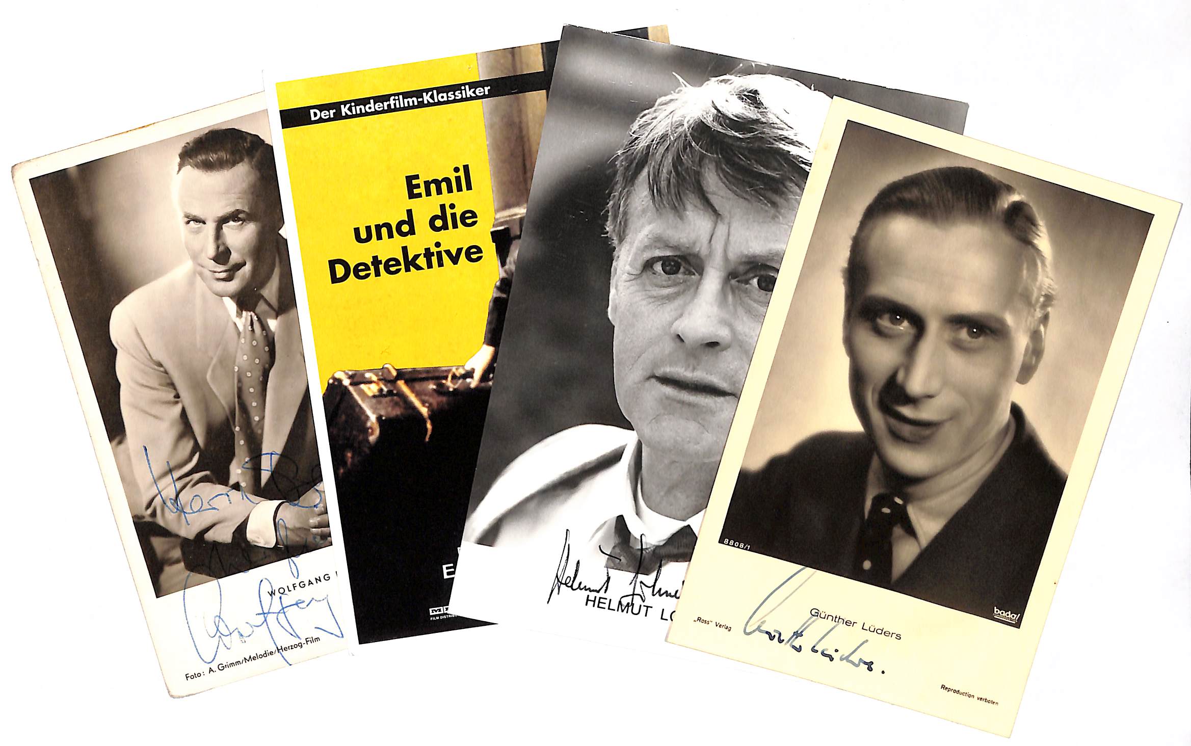 Sammlung von 38 signierten Fotopostkarten von Schauspielen, die an Filmen von und nach Erich Kästner beteiligt waren. Kästner, Erich, Schriftsteller (1899-1974). 01_Autographen - LITERATUR