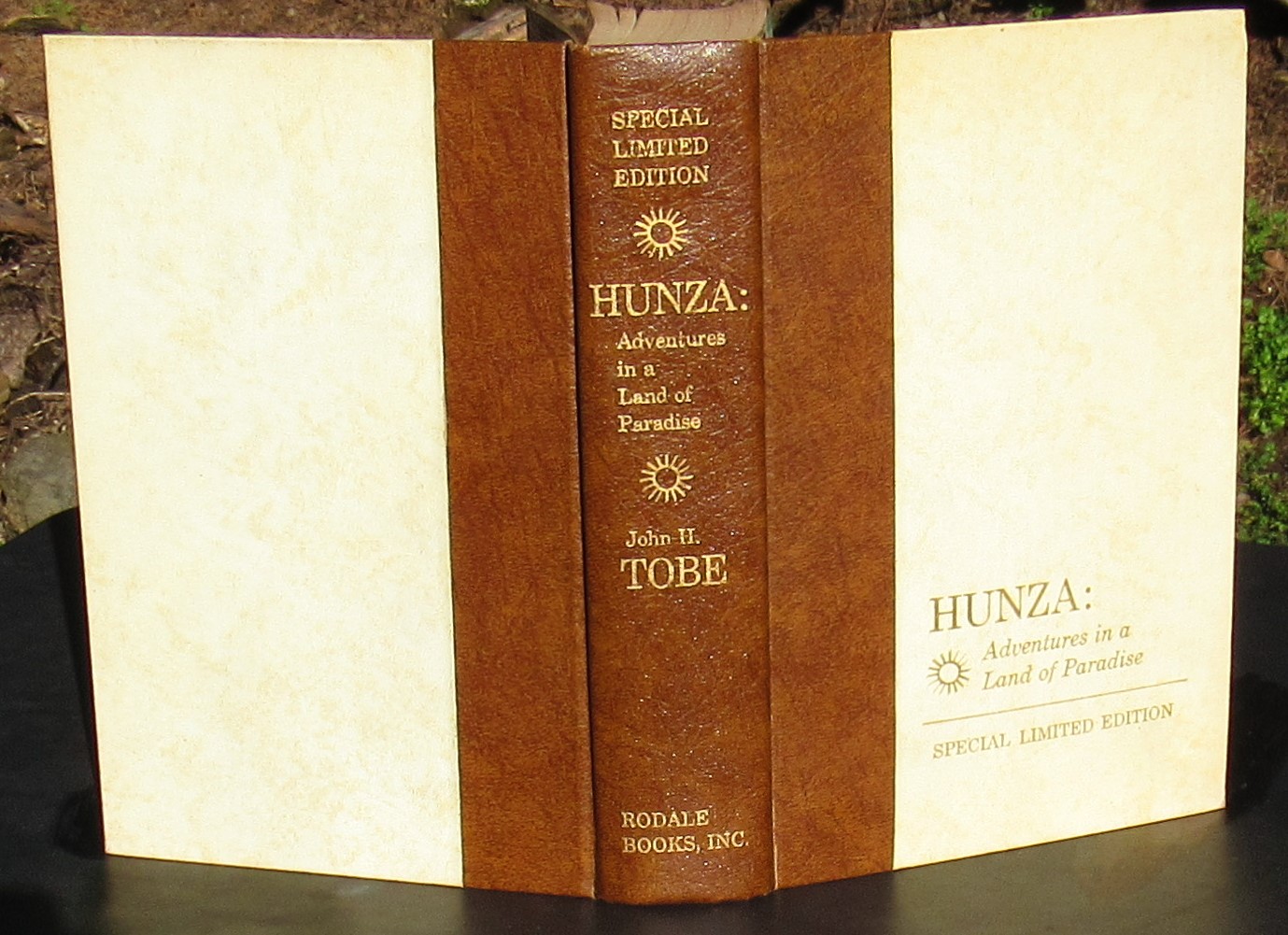 Hunza Adventures In A Land Of Paradise -- 1960 DELUXE EDITION by Tobe ...