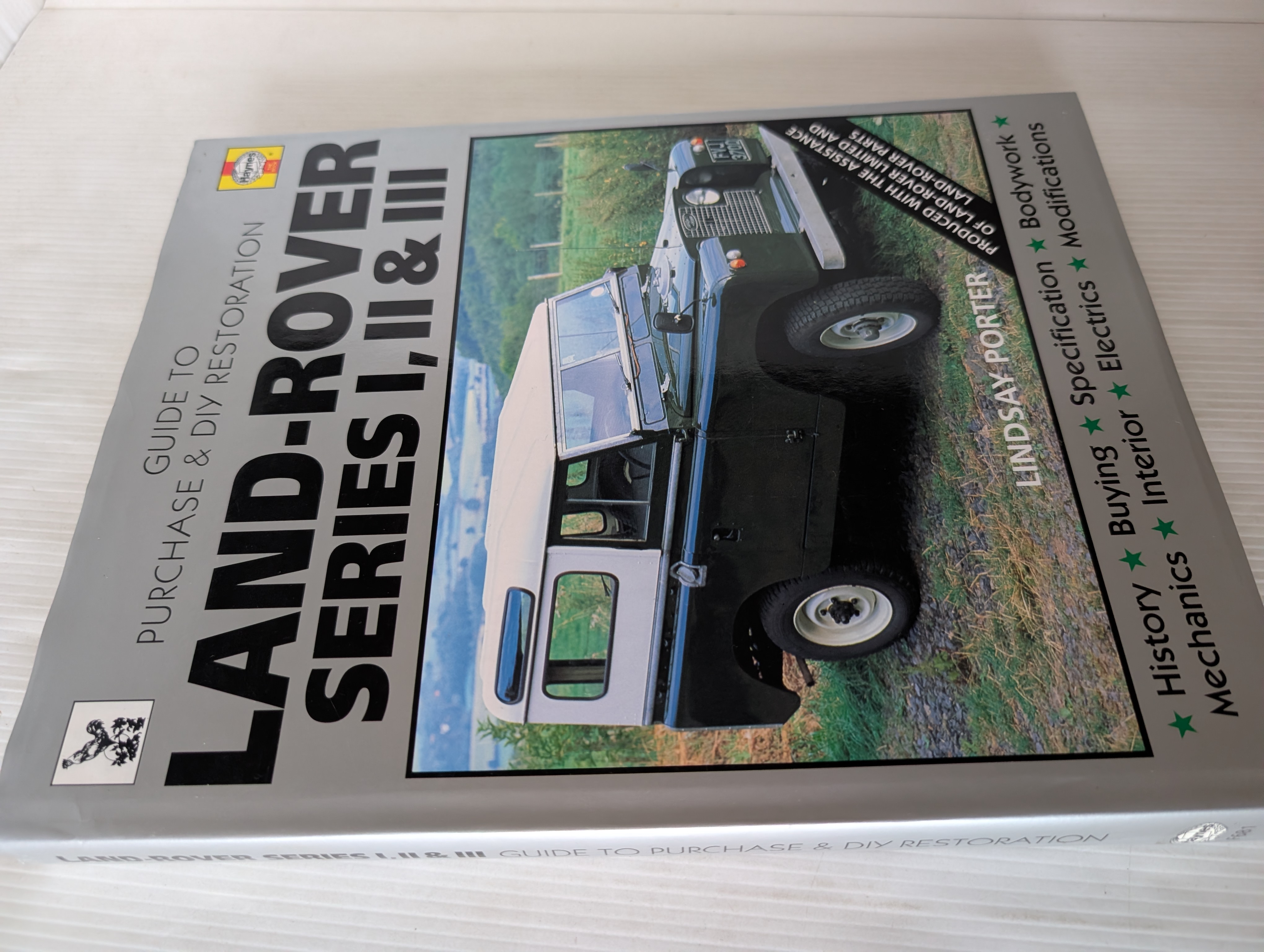 Land-Rover Series I, II & III. Guide to Purchase and D.I.Y. 