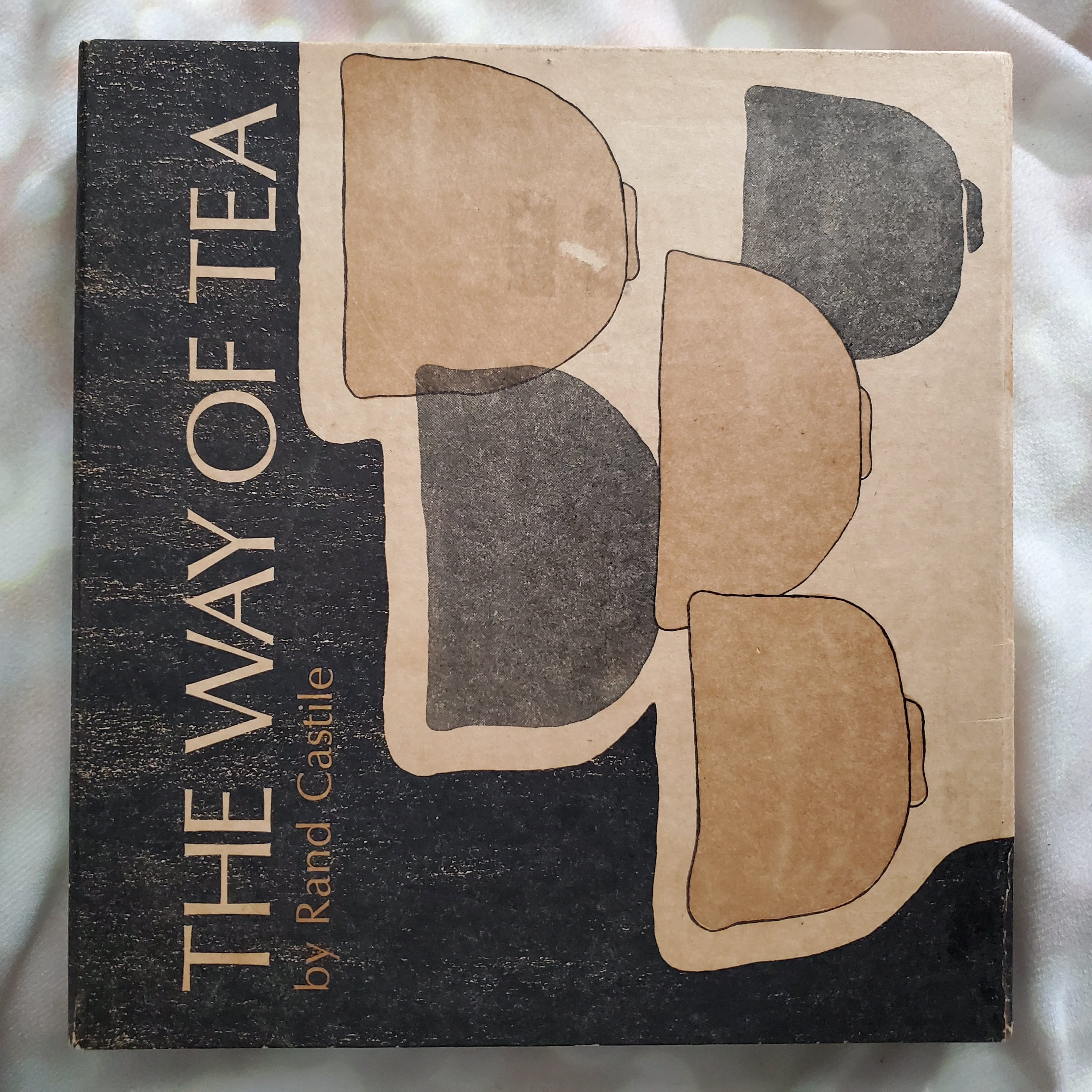 Way Tea by Rand Castile, First Edition – AbeBooks