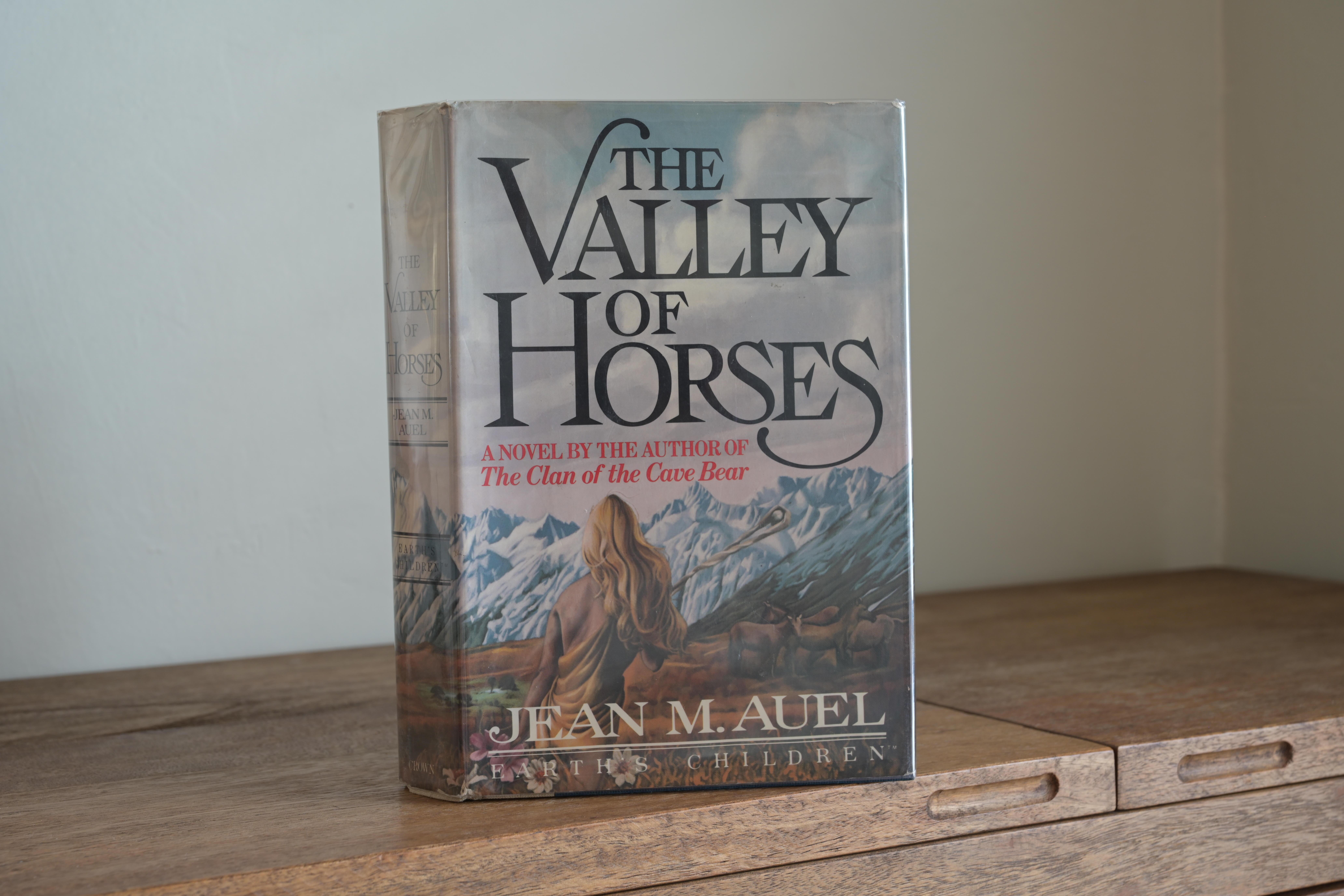Valley Horses Earths Children by Jean Auel, First Edition – AbeBooks