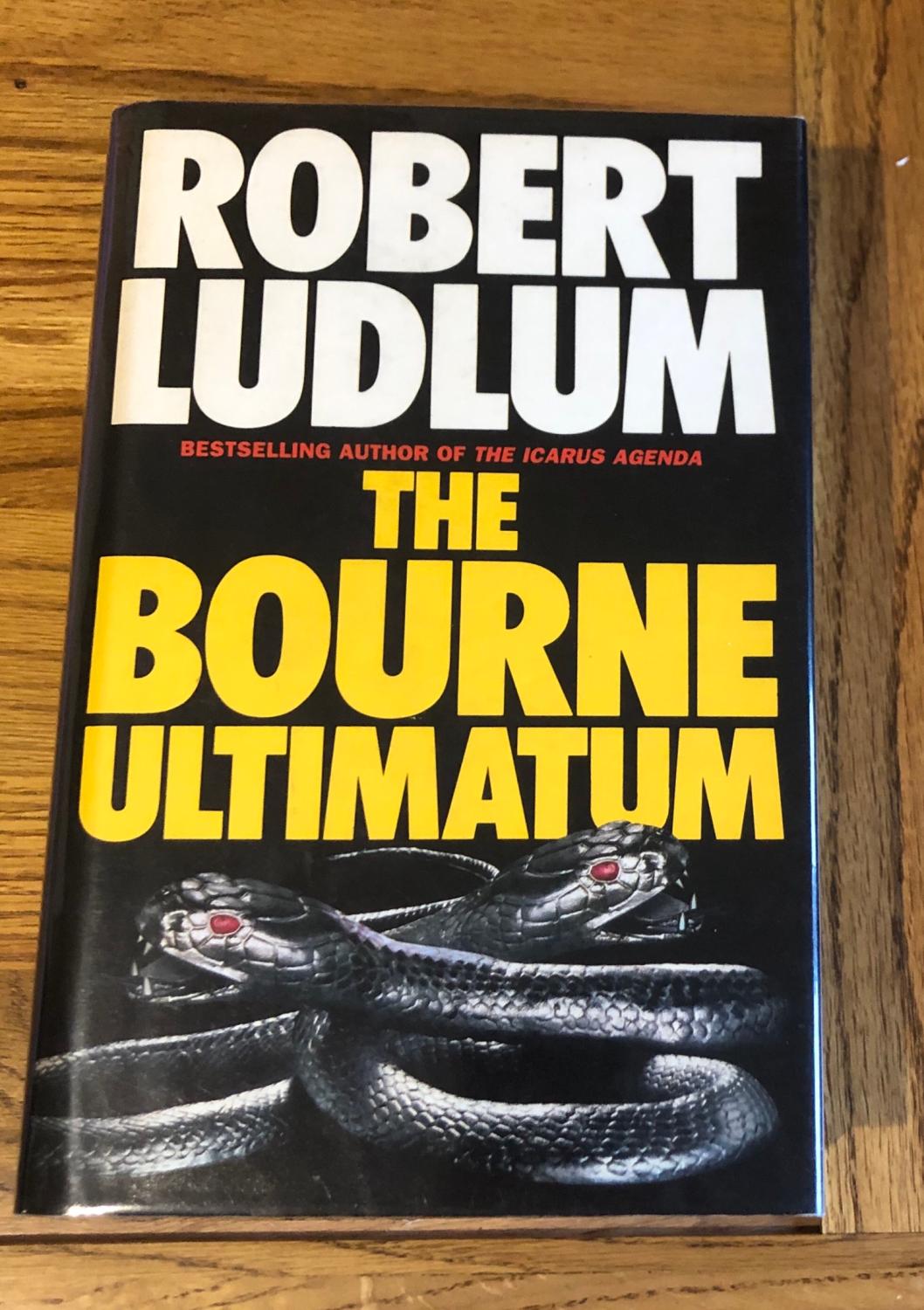 The Bourne Ultimatum Von Ludlum Robert Hard Cover 1990 First Edition Signed By Author James M Pickard Aba Ilab Pbfa