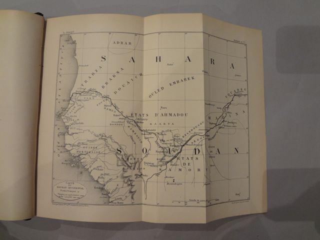 Le Sénégal. La France dans l’Afrique Occidentale. Ouvrage contenant 18 gravures d’après les dessins de Riou 3 gravures de Thiriat d’après des photogr