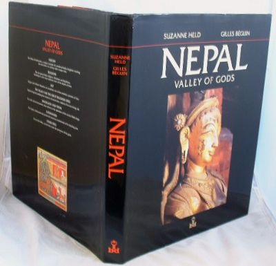 Nepal Valley of Gods - Suzanne Held, Gilles Beguin