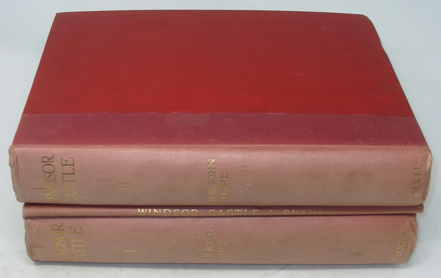 Windsor Castle: An Architectural History. 2 volumes + volume Windsor Castle: An Architectural History. 2 volumes + volume