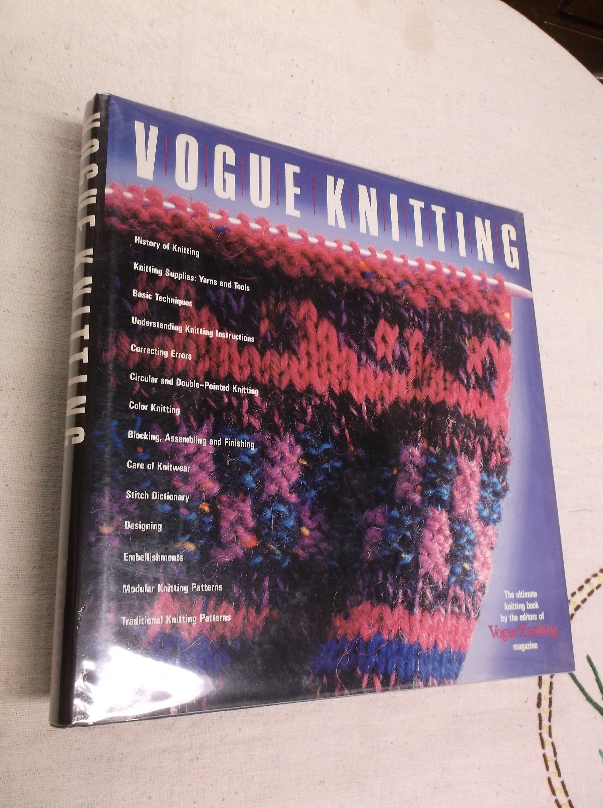 Vogue Knitting The Ultimate Knitting Book by Editors of Vogue Knitting