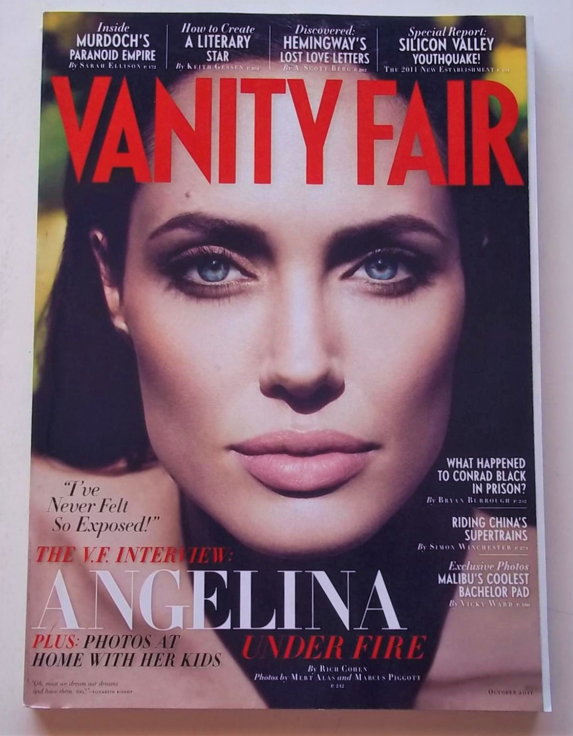 Vanity Fair (October 2011) Magazine (Angelina Jolie Cover Feature