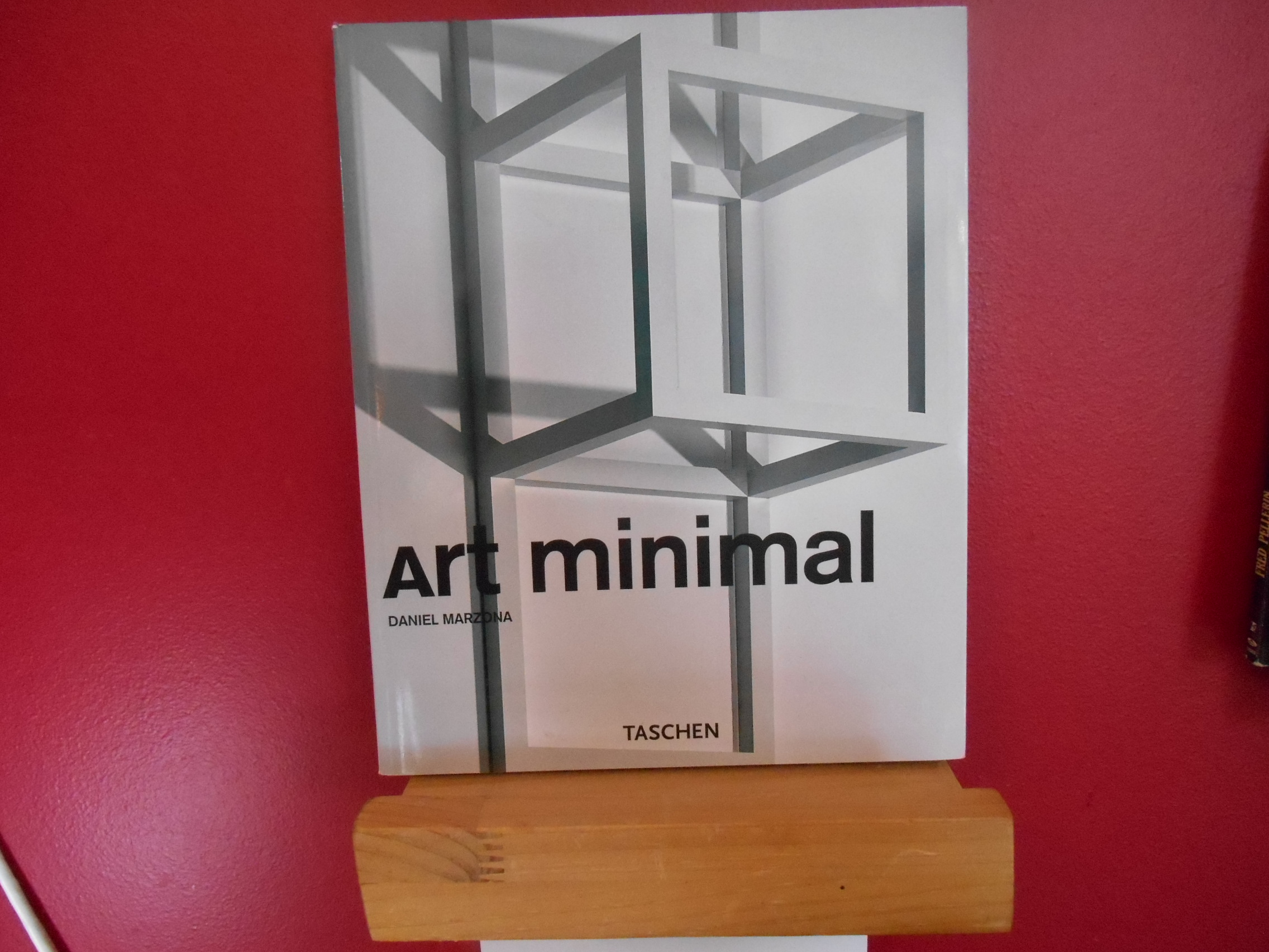Art minimal - Marzona, Daniel