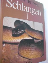 Seller image for Schlangen im Terrarium Band 1 Ungiftige Schlangen Haltung, Pflege und Zucht in zwei Bnden for sale by Alte Bcherwelt