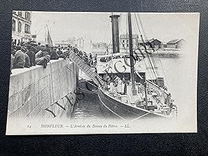 HONFLEUR-L'ARRIVEE DU BATEAU DU HAVRE-CARTE POSTALE