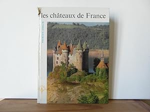 Les Châteaux De France