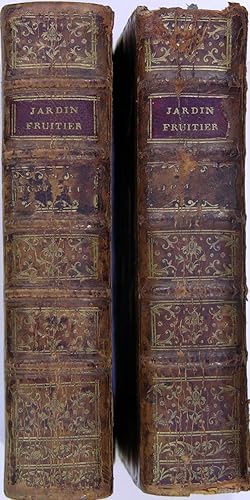 Immagine del venditore per L cole du Jardin fruitier, qui comprend l origine des arbres fruitiers ; les terres qui leur conviennent, & les moyens de corriger & amliorer les plus mauvaises. venduto da Philippe Lucas Livres Anciens