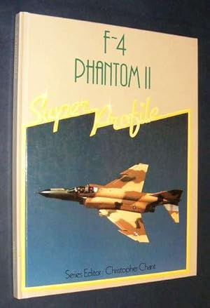 F - 4 PHANTOM II