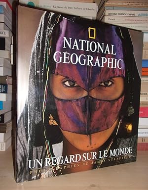 Imagen del vendedor de NATIONAL GEOGRAPHIC : Un Regard Sur Le Monde, Trente Ans De Photographie a la venta por Planet's books