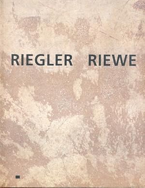 Imagen del vendedor de Riegler, Riewe. Arbeiten seit 1987 Architektur und Stdtebau; dieser Katalog erscheint anllich der Ausstellung in der sterreichischen Gesellschaft fr Architektur Wien, Mai - Juni 1994. Konzept und Red. Otto Kapfinger. Hrsg. sterreichische Gesellschaft fr Architektur. a la venta por Fundus-Online GbR Borkert Schwarz Zerfa