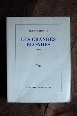 Image du vendeur pour Les grandes Blondes mis en vente par Un livre en poche