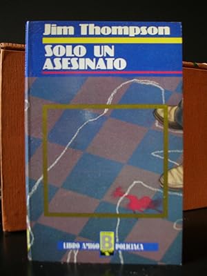 Imagen del vendedor de SOLO UN ASESINATO (*Nothing more than murder*) a la venta por LLIBRES del SENDERI