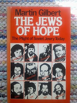 Bild des Verkufers fr The Jews Of Hope - The Plight Of Soviet Jewry Today zum Verkauf von Bookenastics