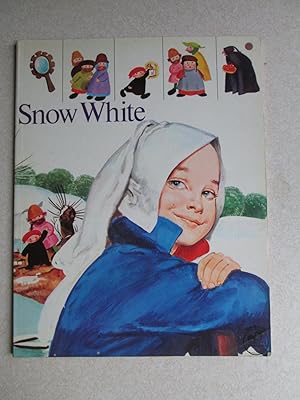 Seller image for Snow White for sale by Buybyebooks