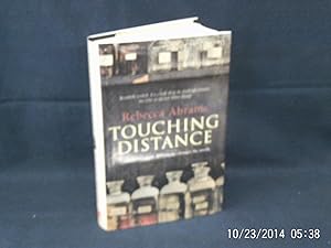 Immagine del venditore per Touching Distance venduto da Gemini-Books