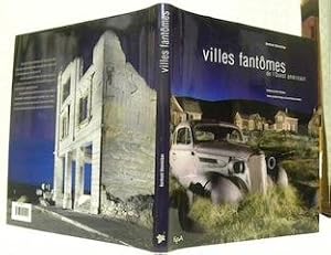 Image du vendeur pour Villes fantmes. Photographies de Berthold Steinhilber. Prface de Wim Wenders. Introduction de Mario Kaiser. Postface de Michael Koetzle. mis en vente par Bouquinerie du Varis