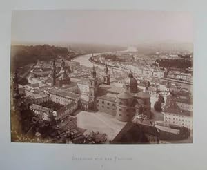 Salzburg von der Festung. Original-Fotografie, Albumin auf Karton mit typogr. Bezeichnung. Salzbu...