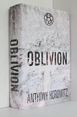 Imagen del vendedor de Oblivion a la venta por Durdles Books (IOBA) (PBFA)