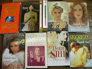 Imagen del vendedor de Lot de 10 livres de Danielle Steel la vagabonde - Honneur et courage - Princesse - Un parfait inconnu - la maison des jours heureux - Souvenirs du Vietnam - L'Aigle solitaire - Secrets - Une autre vie - Renaissance - a la venta por Des livres et vous