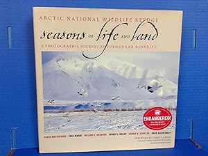 Image du vendeur pour Arctic National Wildlife Refuge: Seasons of Life and Land mis en vente par Dela Duende Books