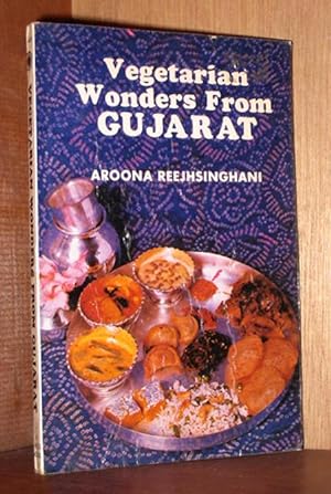 Imagen del vendedor de vegetarian Wonders From gujarat a la venta por cookbookjj