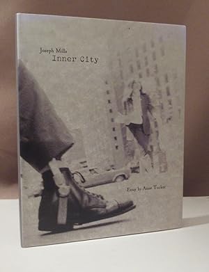 Seller image for Joseph Mills : Inner City. Essay von Anne Tucker. for sale by Dieter Eckert