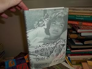 Jacqueline Bouvier Kennedy Onassis: A Life