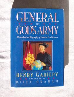 Imagen del vendedor de General Of God's Army The Authorized Biography of General Eva Burrows a la venta por Dan Glaeser Books