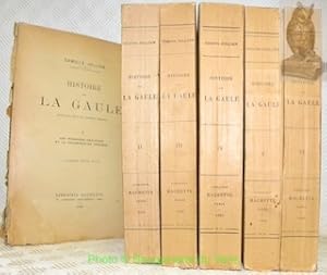 Bild des Verkufers fr Histoire de la Gaule. Tome I: Les invasions gauloises et la colonisation grecque. Grand prix Gobert de l'Acadmie Franaise. Quatrime dition revue. Tome II: La Gaule indpendante. Grand Prix Gobert de l'Acadmie Franaise. Quatrime dition revue. Tome III: La conqute romaine et les premires invasions germaniques. Deuxime dition. Tome IV: Le gouvernement de Rome. Tome V: La civilisation Gallo-Romaine. Etat matriel. Tome VI: La civilisation Gallo-Romaine. Etat moral. zum Verkauf von Bouquinerie du Varis