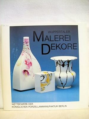 Seller image for Wuppertaler Malereidekor fr Berliner Manufakturporzellan : eine Ausstellung mit Entwrfen von Studenten der Gesamthochschule Wuppertal, Fachbereich Design, fr die KPM Berlin. Museum der Deutschen Porzellanindustrie, Hohenberg an der Eger. Wilhelm Siemen (Hg.), Museum der Deutschen Porzellanindustrie : Schriften und Kataloge des Museums der Deutschen Porzellanindustrie ; Bd. 22 for sale by Antiquariat Bler